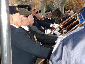 2013 12 05 DECEMBRE e AIX EN PROVENCE CEREMONIE MONUMENT AUX MORTS (15)